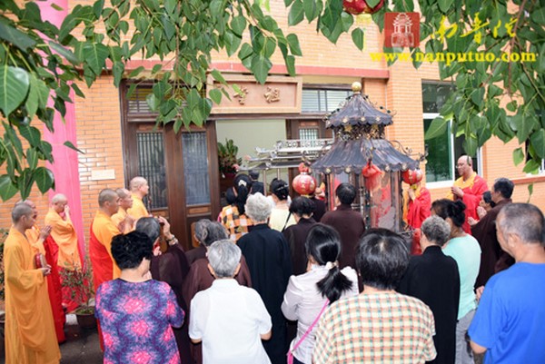 Trung Quốc: Khải Minh Tự, Tp. Hạ Môn long trọng cử hành Pháp hội Du già Diệm khẩu