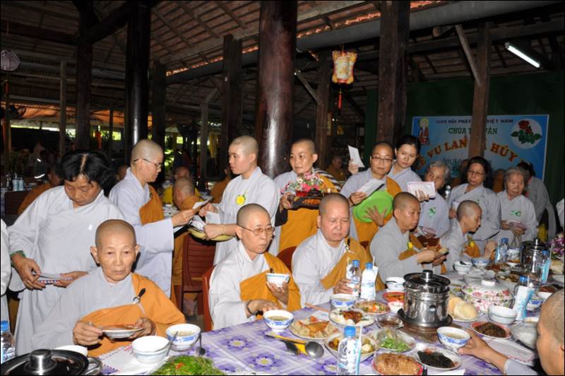 Lễ Vu Lan Và Húy Kỵ Chùa Tôn Vân