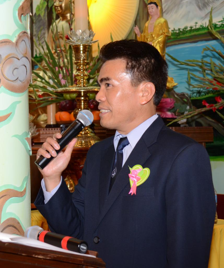 Đêm đốt nến cầu nguyện chủ đề “Hoài niệm về Mẹ”tại chùa Phước Hậu, tiểu bang Wisconsin, Hoa Kỳ.