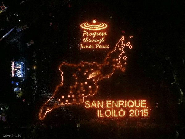 Philippines: Thiền viện Middleway, Thái Lan phối hợp với Tp Iloilo tổ chức thắp sáng hòa bình