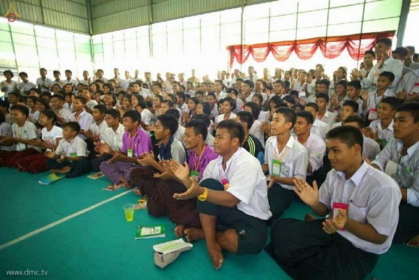 Myanmar: Chùm ảnh chuẩn bị 10 nghìn vị Tăng diễu hành vị trí hình ảnh đẹp ấn tượng