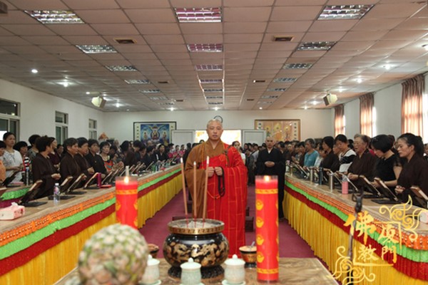 Trung Quốc: Hổ Khê Nham Tự long trọng tổ chức Pháp hội Địa Tạng Trung nguyên Phổ độ Báo ân