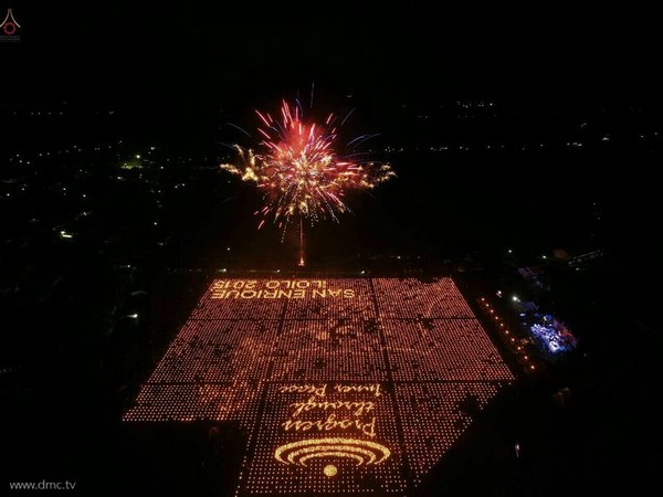 Philippines: Thiền viện Middleway, Thái Lan phối hợp với Tp Iloilo tổ chức thắp sáng hòa bình