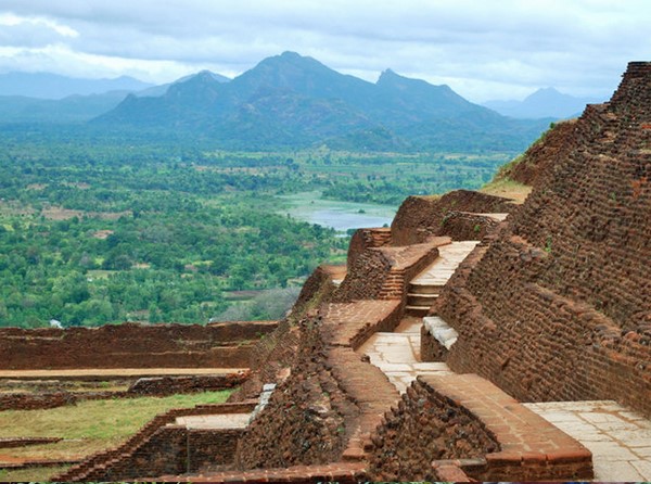 Danh lam thắng tích Sigiriya Lions Rock Phật giáo Cổ Sri Lanka