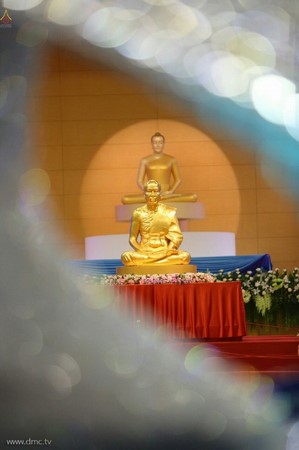 Thái Lan: Chùm ảnh Lễ tưởng niệm 98 năm ngày Thiền sư Phra Mongkhonthepmuni ngộ đạo