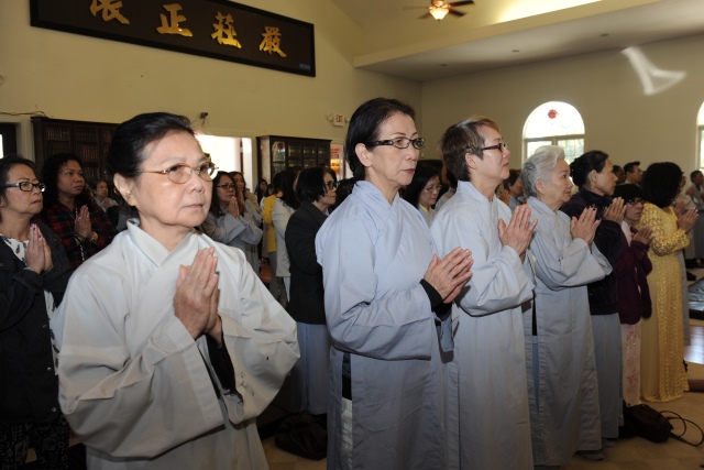 Hoa Kỳ: Lễ Vu Lan 2015 và triển lãm ảnh chùa Việt Nam tại chùa An Lạc - Indiana