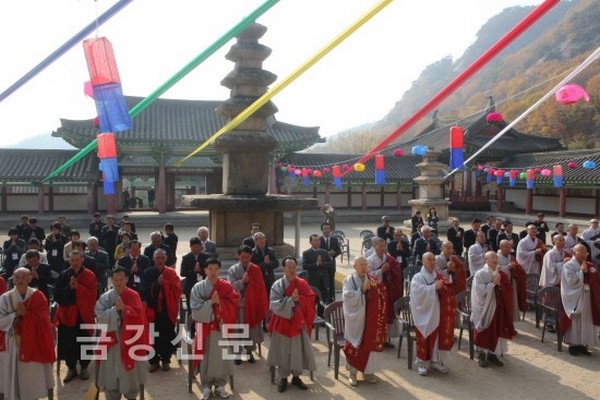Lãnh đạo Phật giáo liên Triều  đàm phán cho hòa giải dân tộc tại biên giới Kaesong