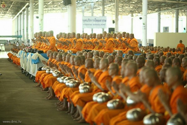 Thái Lan: Chùm ảnh Lễ tưởng niệm 98 năm ngày Thiền sư Phra Mongkhonthepmuni ngộ đạo