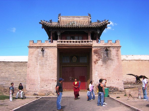 Mông Cổ: Ngôi Già lam Cổ tự Erdene Zuu tuyệt đẹp