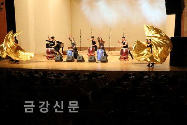 Korea: Buổi hòa nhạc chia sẻ những hoàn cảnh khó khăn tổ chức tại chùa Songryongsa, Seoul