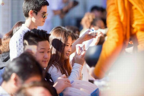 Chùm ảnh Lễ dâng Y Kathina tại Tu viện Wat Phra Dhammakaya Tp. Boston, Hoa Kỳ