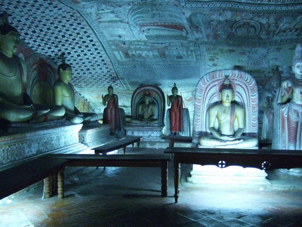 Chùm ảnh Danh lam Cổ tự Dambulla hang động huyền bí SriLanka