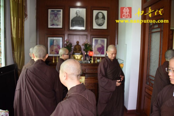Trung Quốc: Pháp hội Địa Tạng báo hiếu ân tại Vạn Thạch Liên tự, Hạ Môn