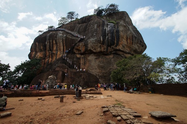 Danh lam thắng tích Sigiriya Lions Rock Phật giáo Cổ Sri Lanka
