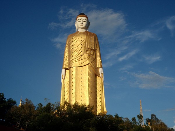 Chùm ảnh Danh lam Thắng tích Maha Bodhi Tahtaung Myanmar nổi tiếng thế giới