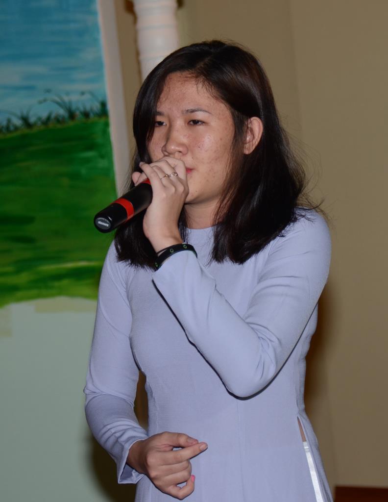 Đêm đốt nến cầu nguyện chủ đề “Hoài niệm về Mẹ”tại chùa Phước Hậu, tiểu bang Wisconsin, Hoa Kỳ.