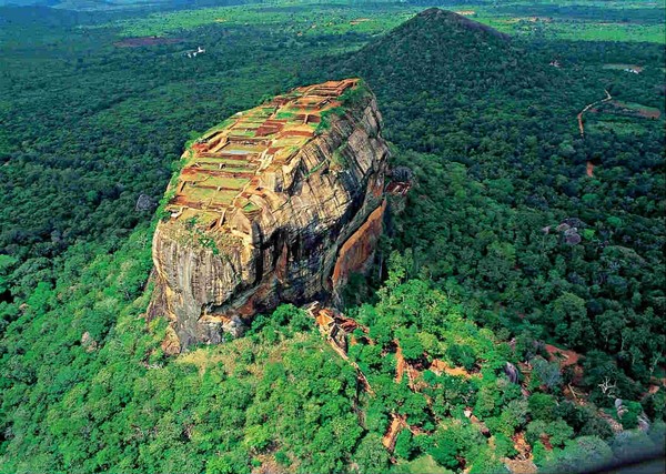 Danh lam thắng tích Sigiriya Lions Rock Phật giáo Cổ Sri Lanka