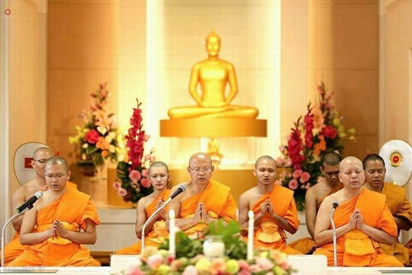 Chùm ảnh Lễ dâng Y Kathina tại Tu viện Wat Phra Dhammakaya Tp. Boston, Hoa Kỳ