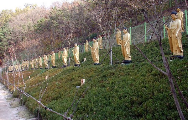 Hàn Quốc Chùm ảnh ngôi Danh lam thắng tích Vạn Phật Tự