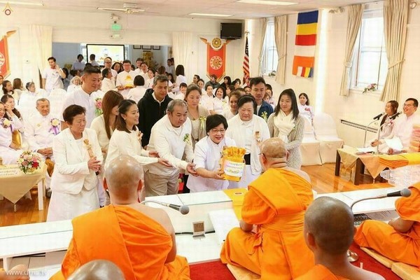 Chùm ảnh Lễ dâng Y Kathina tại Tu viện Wat Phra Dhammakaya Tp. Boston, Hoa Kỳ