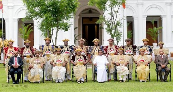 Tổng thống Sri Lanka vui mừng lễ hội Esala Perahera thành công viên mãn