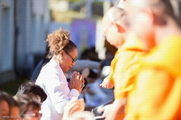 Chùm ảnh Lễ dâng Y Kathina tại Tu viện Wat Phra Dhammakaya Tp. Boston, Hoa Kỳ