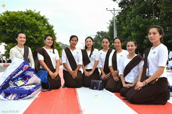 Myanmar: Chùm ảnh 10 nghìn chư Tăng diễu hành xung quanh Cố đô Phật giáo Mandalay