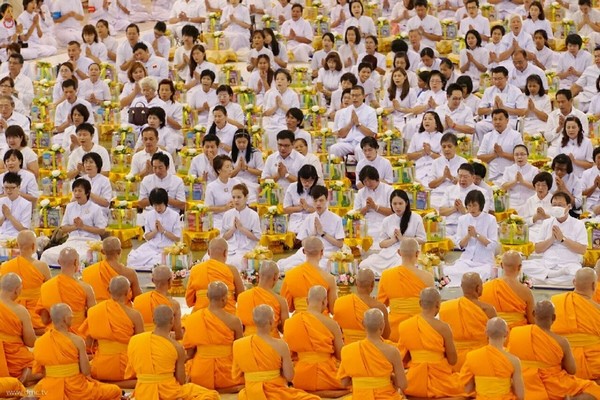 Thái Lan: Chùm ảnh cúng dường thuốc chuyên dụng cho chư Tăng