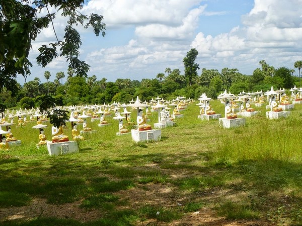 Chùm ảnh Danh lam Thắng tích Maha Bodhi Tahtaung Myanmar nổi tiếng thế giới