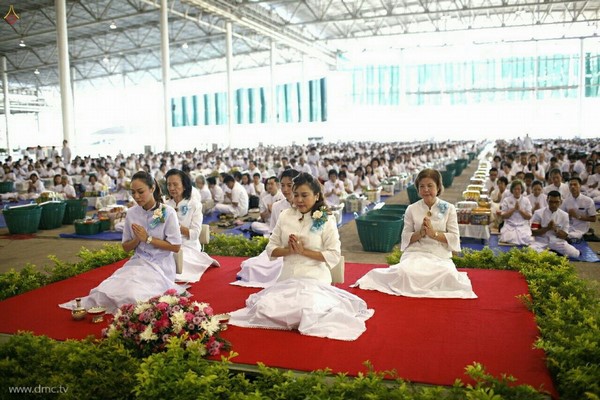 Thái Lan: Chùm ảnh Lễ tưởng niệm 98 năm ngày Thiền sư Phra Mongkhonthepmuni ngộ đạo