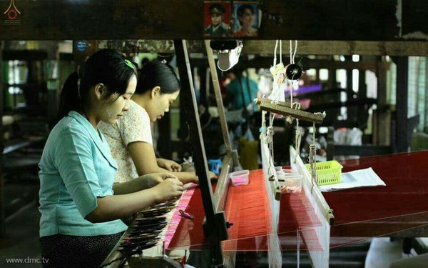 Myanmar: Chùm ảnh chuẩn bị 10 nghìn vị Tăng diễu hành vị trí hình ảnh đẹp ấn tượng