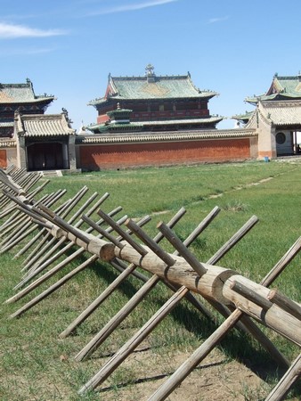 Mông Cổ: Ngôi Già lam Cổ tự Erdene Zuu tuyệt đẹp