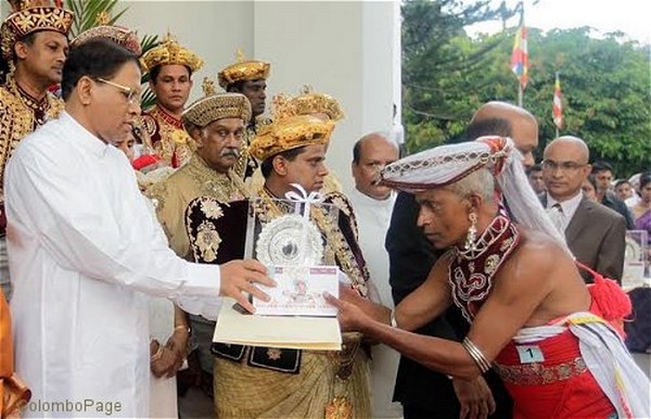 Tổng thống Sri Lanka vui mừng lễ hội Esala Perahera thành công viên mãn