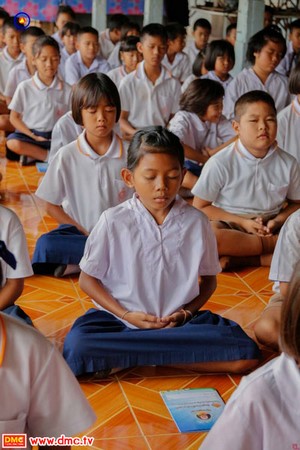 Thái Lan: Ngôi trường tiểu học làng áp dụng Tam quy - Ngũ giới, phát triển Đạo đức