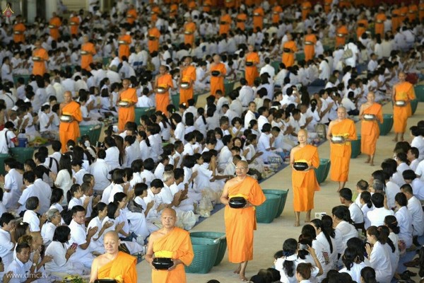 Thái Lan: Chùm ảnh Lễ tưởng niệm 98 năm ngày Thiền sư Phra Mongkhonthepmuni ngộ đạo