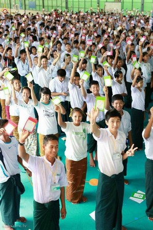 Myanmar: Chùm ảnh chuẩn bị 10 nghìn vị Tăng diễu hành vị trí hình ảnh đẹp ấn tượng