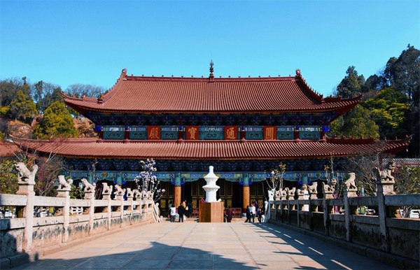 Trung Quốc: Danh lam thắng tích Hoa Đình Thiền Tự tỉnh Vân Nam