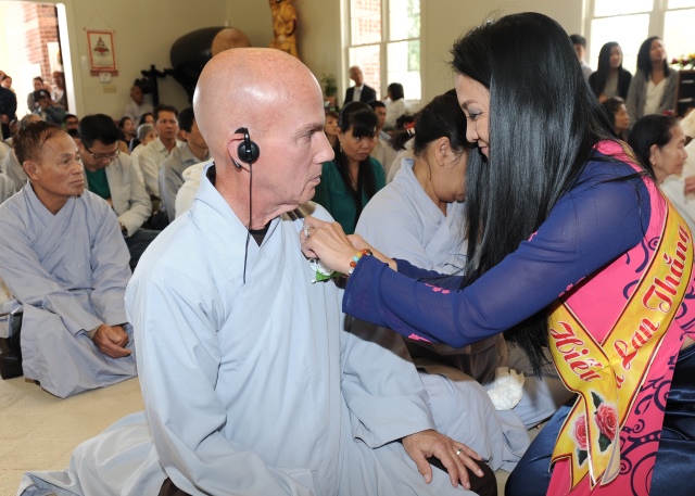 Hoa Kỳ: Lễ Vu Lan 2015 và triển lãm ảnh chùa Việt Nam tại chùa An Lạc - Indiana