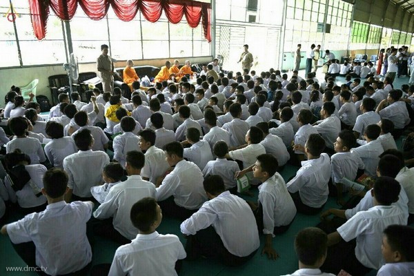 Myanmar: Chùm ảnh chuẩn bị 10 nghìn vị Tăng diễu hành vị trí hình ảnh đẹp ấn tượng