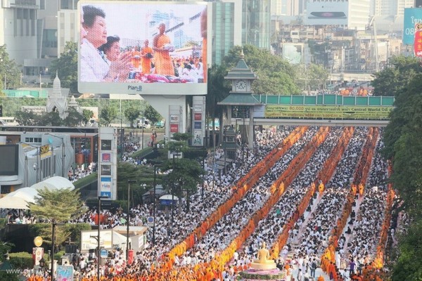 Thái Lan: 10 nghìn vị Tăng diễu hành khất thực tại Thủ đô Bangkok vào ngày 13/09 tới