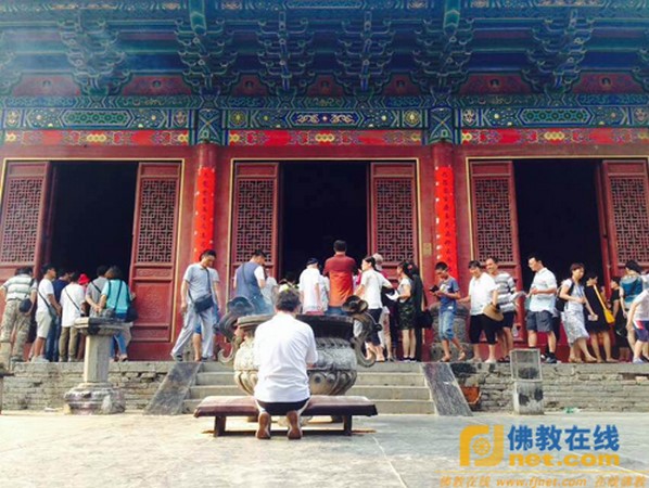 Trung Quốc: Pháp sư Vĩnh Tín cùng chư Tăng Thiếu Lâm Tự cầu phúc thảm họa Thiên Tân
