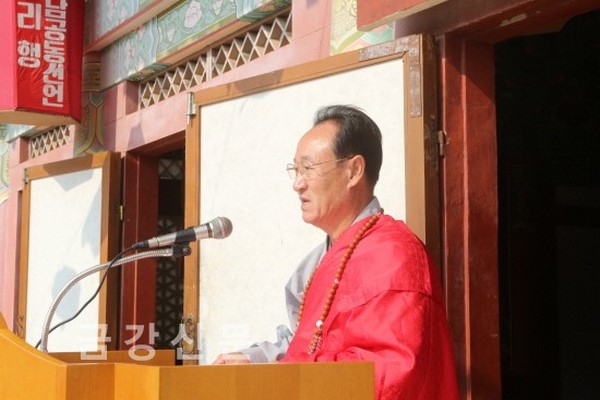 Lãnh đạo Phật giáo liên Triều  đàm phán cho hòa giải dân tộc tại biên giới Kaesong