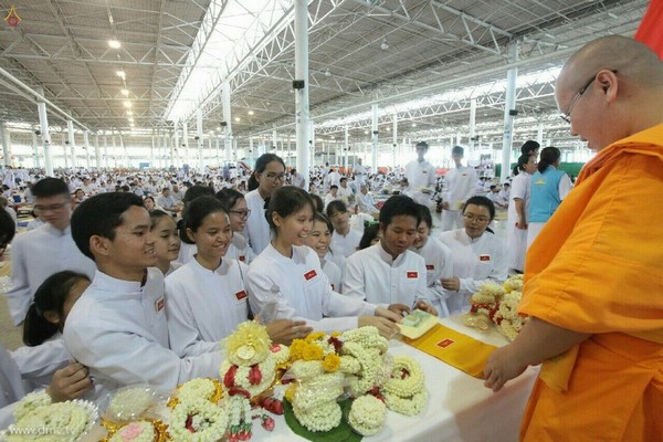 Thái Lan: Chùm ảnh Lễ tưởng niệm 98 năm ngày Thiền sư Phra Mongkhonthepmuni ngộ đạo