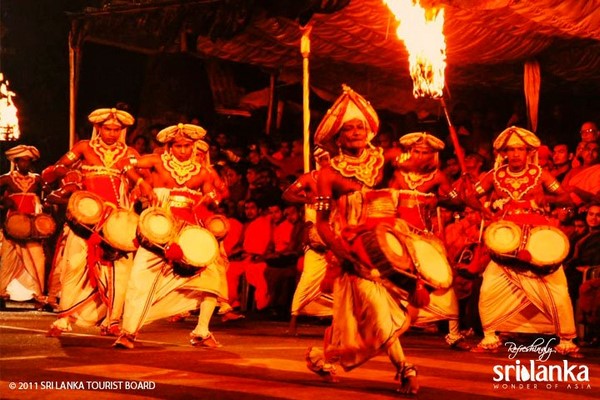 Danh lam Cổ Tự Dalada Maligawa Quốc bảo Sri Lanka