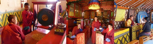 Mông Cổ: Ngôi Già lam Cổ tự Erdene Zuu tuyệt đẹp