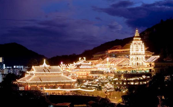 Ngôi Danh lam Phật địa Kek Lok Si tuyệt đẹp ở Malaysia