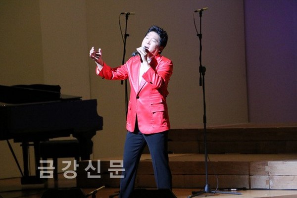 Korea: Buổi hòa nhạc chia sẻ những hoàn cảnh khó khăn tổ chức tại chùa Songryongsa, Seoul