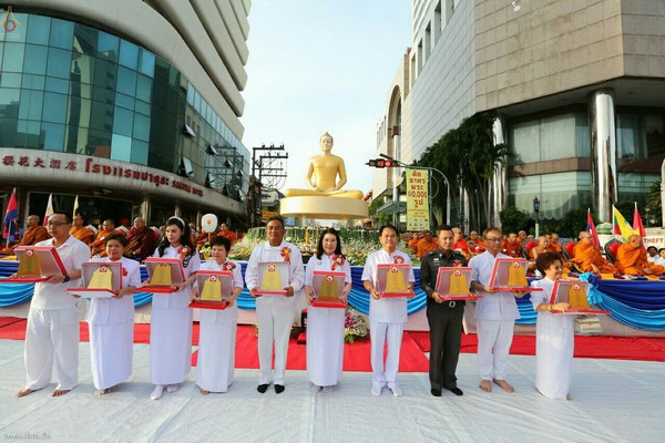 Thái Lan: Chùm ảnh Lễ cúng dường 10 nghìn vị tăng sĩ quốc tế tại Tp. Hat Yai