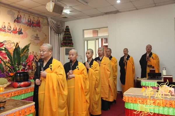 Trung Quốc: Hổ Khê Nham Tự long trọng tổ chức Pháp hội Địa Tạng Trung nguyên Phổ độ Báo ân