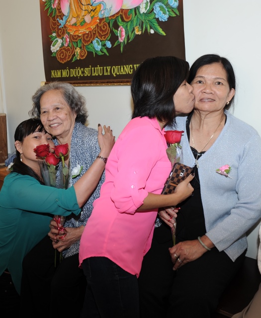 Hoa Kỳ: Lễ Vu Lan 2015 và triển lãm ảnh chùa Việt Nam tại chùa An Lạc - Indiana